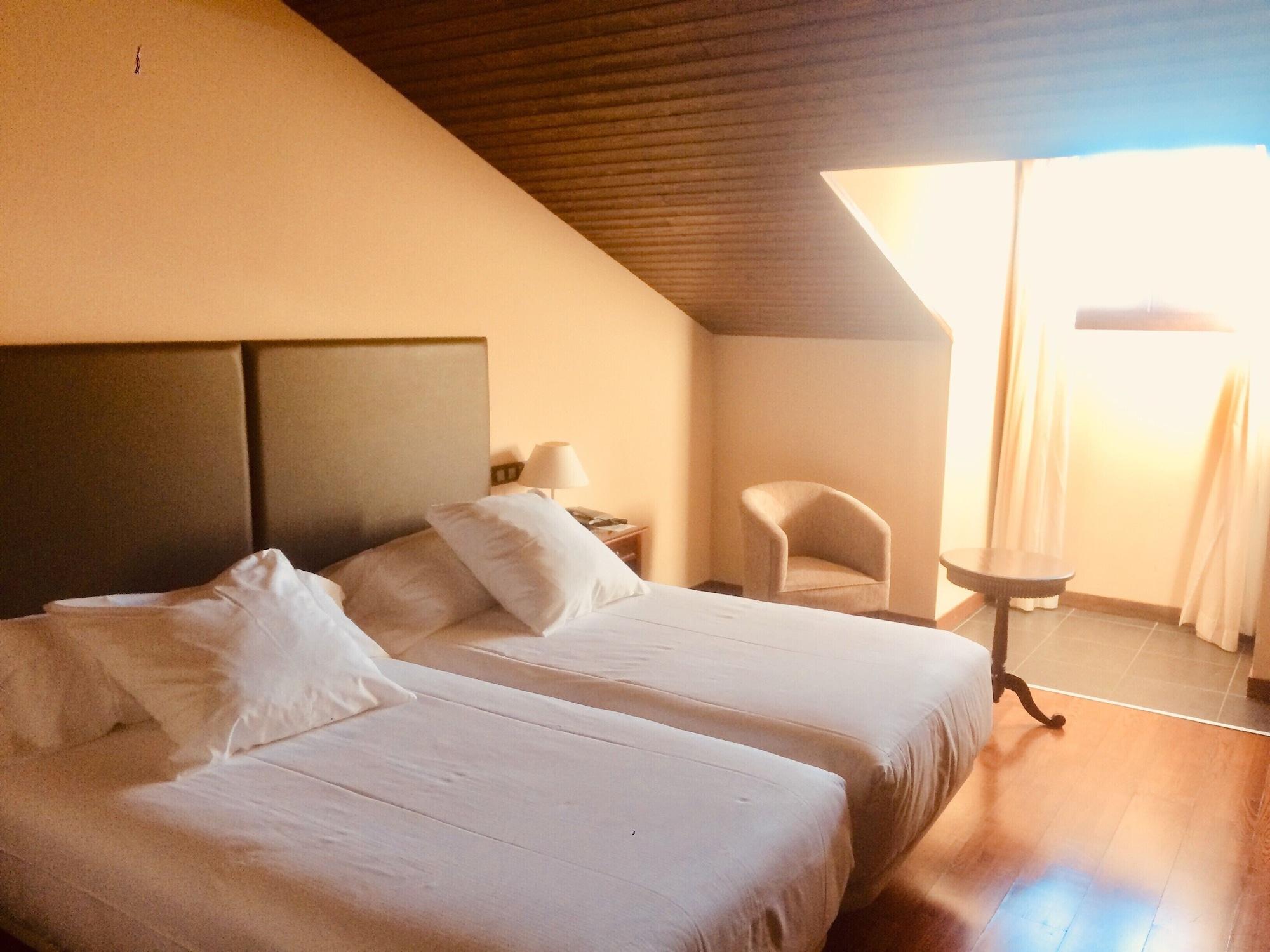 Hotel & Spa Real Badaguas Jaca Exterior photo
